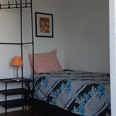 4 Homestay