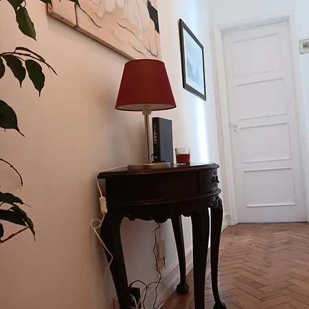 Milena 4 Lisbon